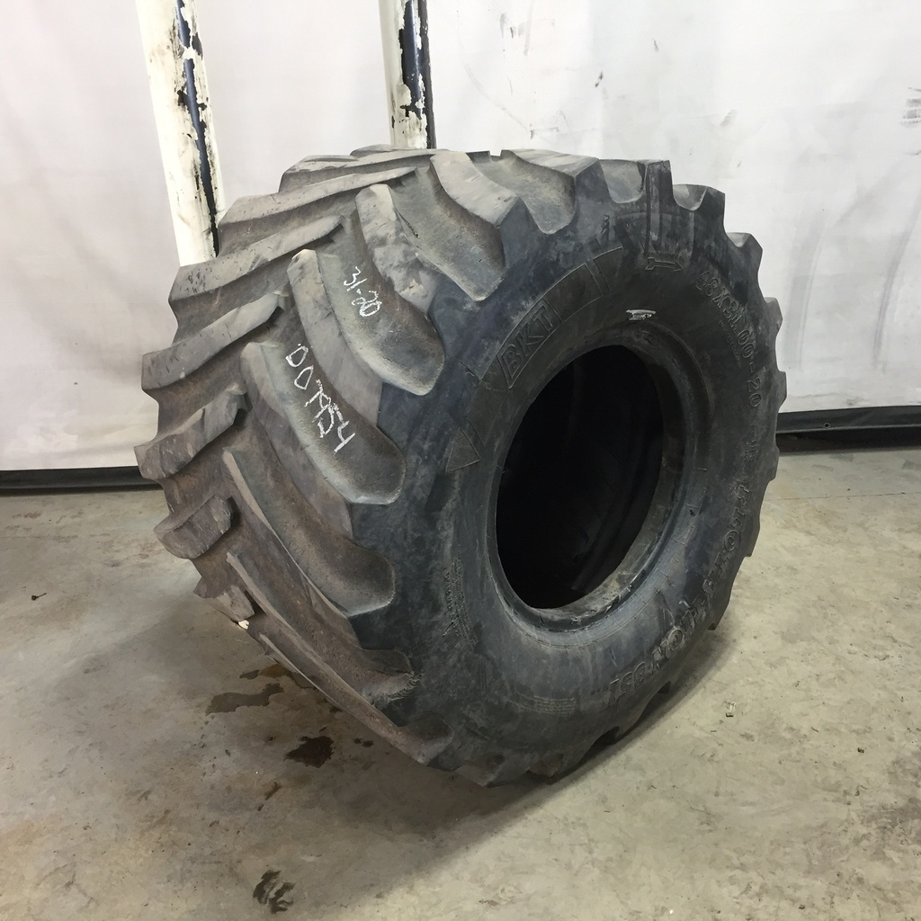 48/31.00-20 BKT Tires FL 351 High Flotation HF-3, F (12 Ply) 45%