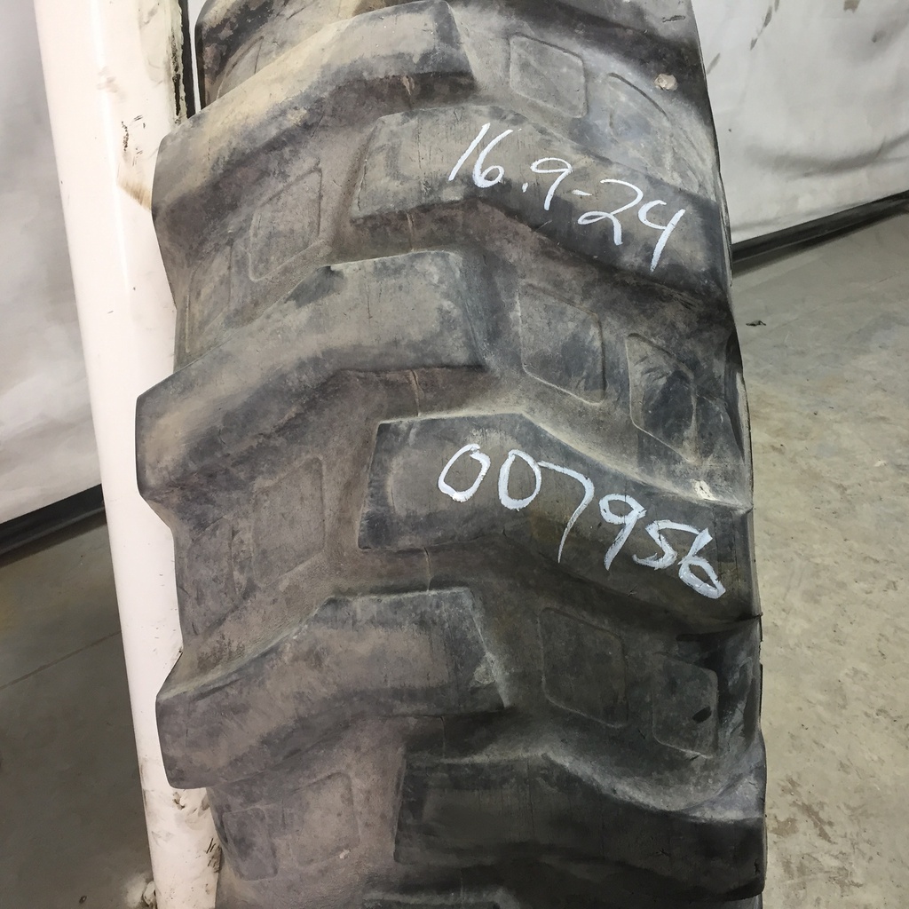 16.9/-24 BKT Tires TR 459 Industrial R-4 145 A8, E (10 Ply) 90%