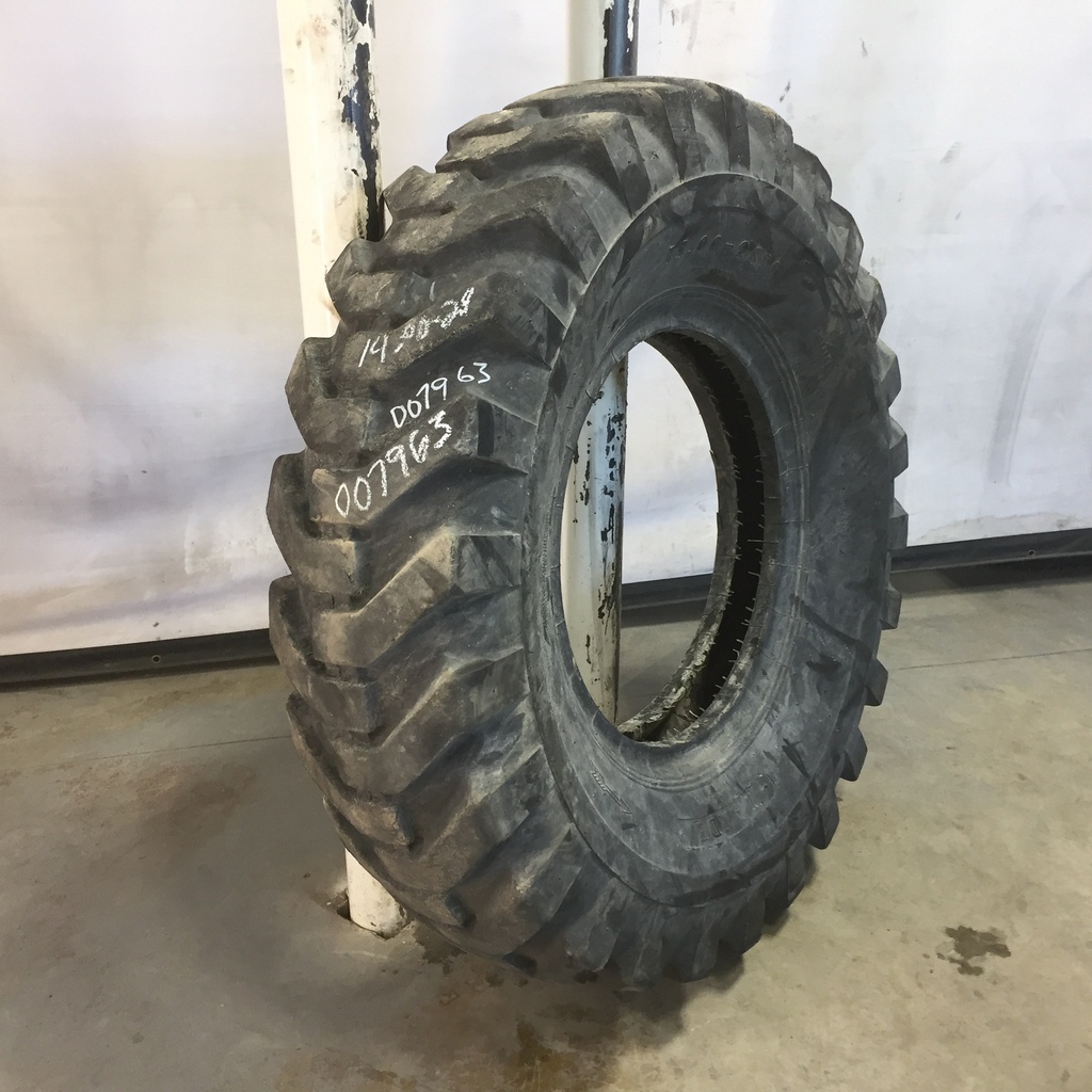 14.00/-24 Lande E-2/G-2/L-2, F (12 Ply) 50%