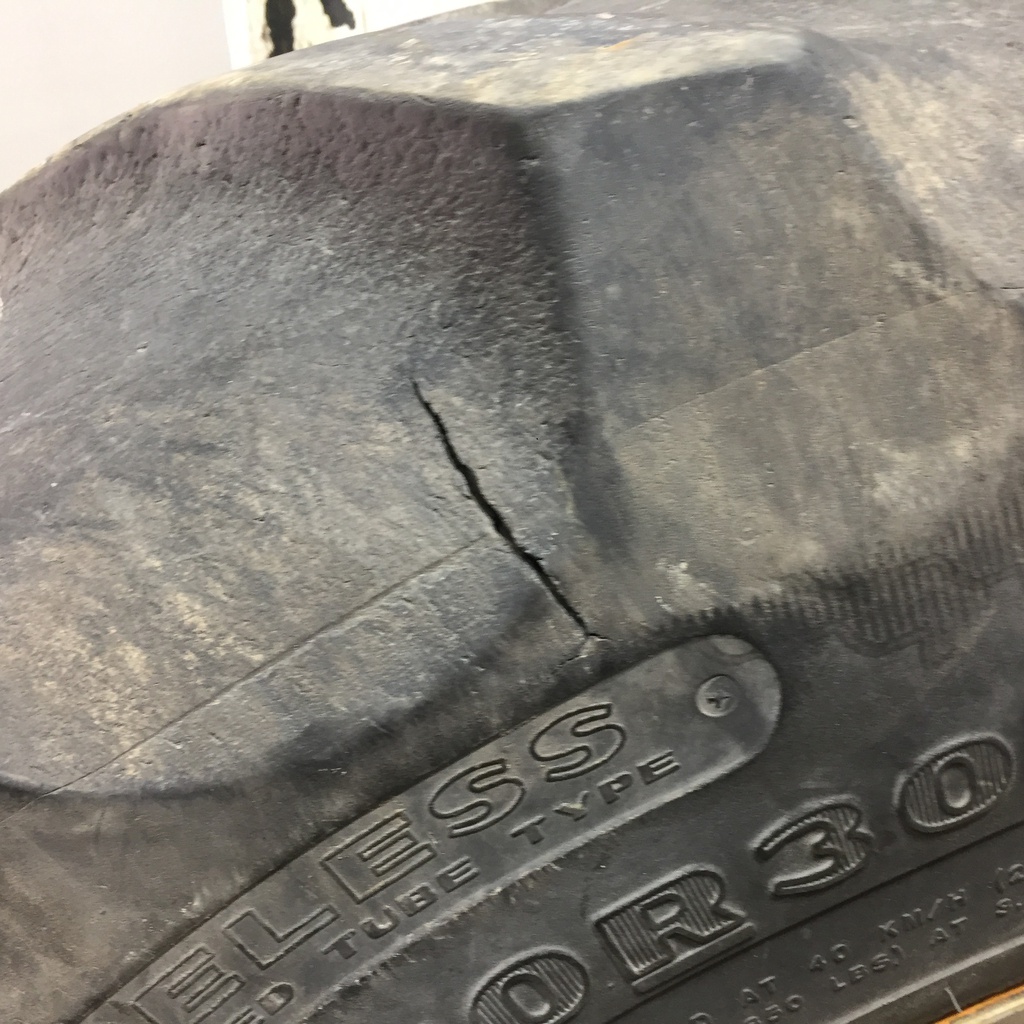 480/70R30 Goodyear Farm DT810 Super Traction R-1W 152 B 25%