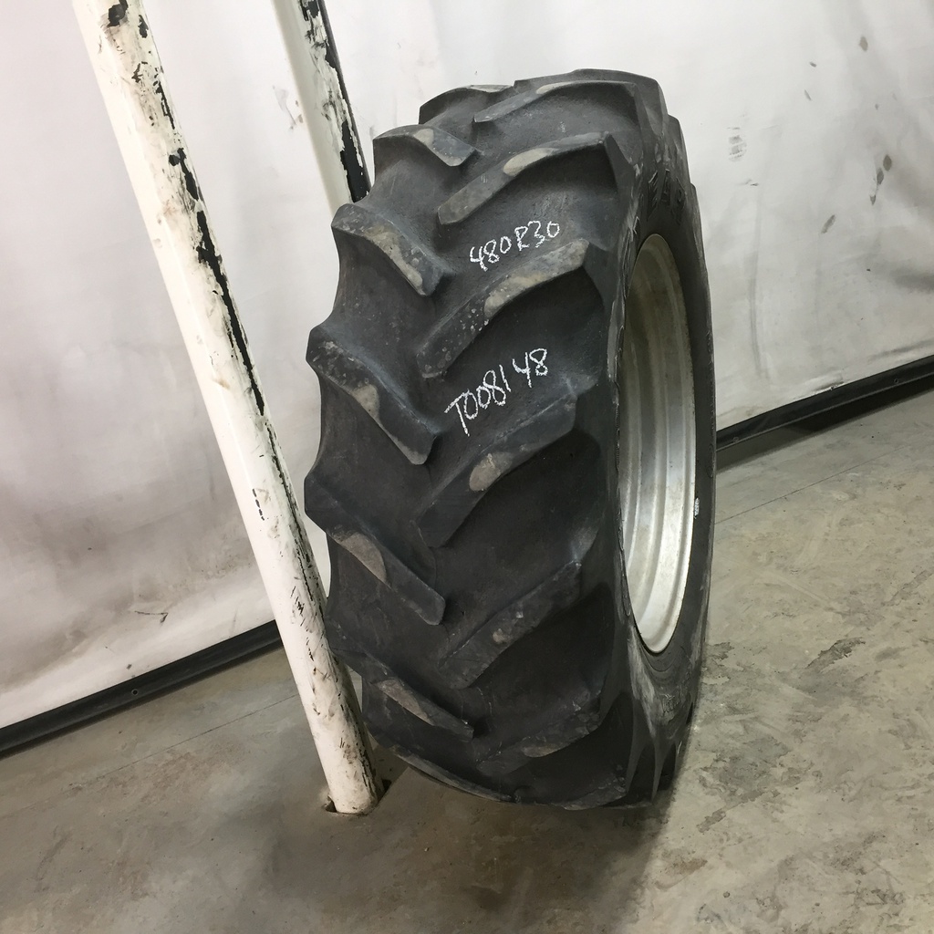 480/70R30 Goodyear Farm DT810 Super Traction R-1W 152 B 40%