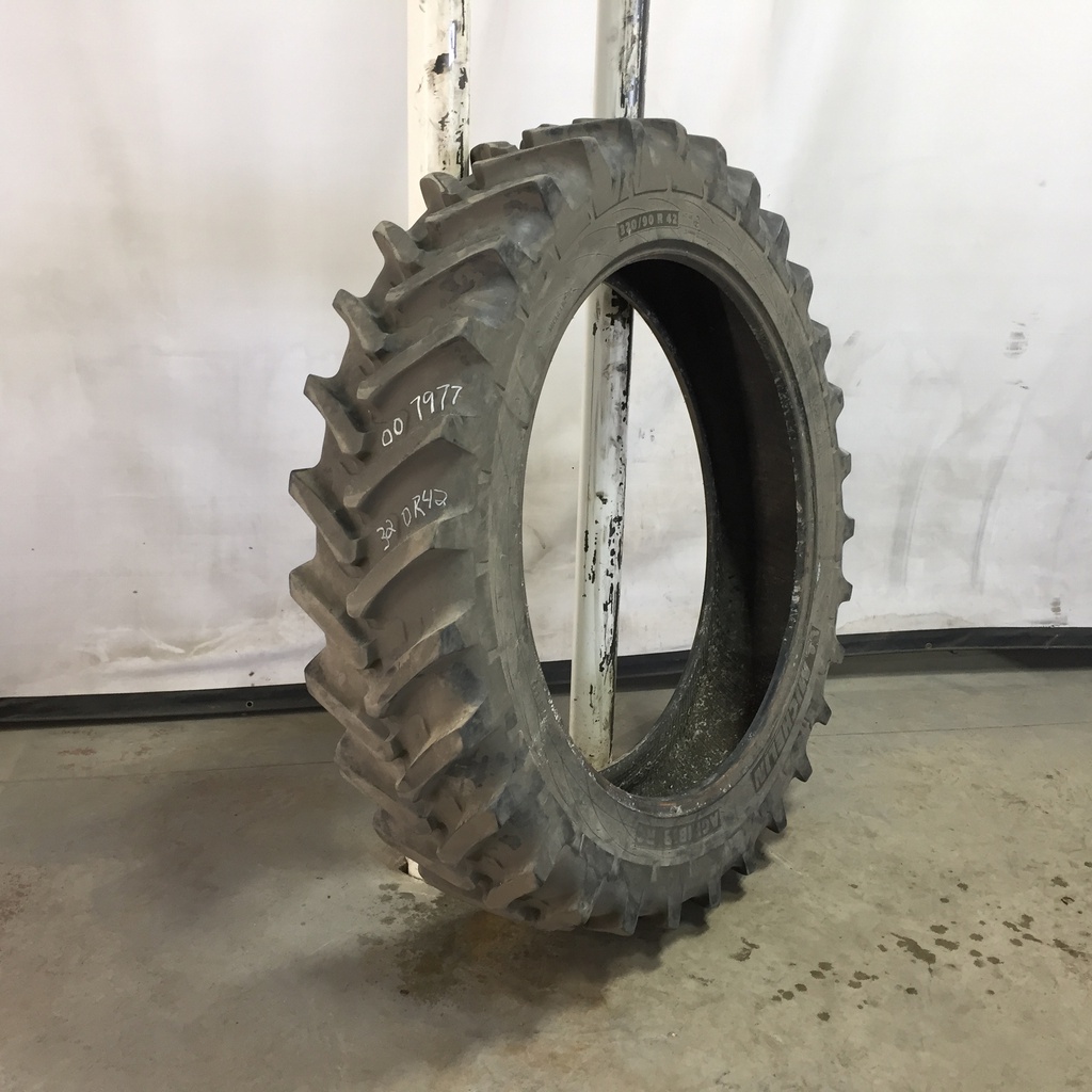 320/90R42 Michelin AgriBib Row Crop R-1W 147 B 70%