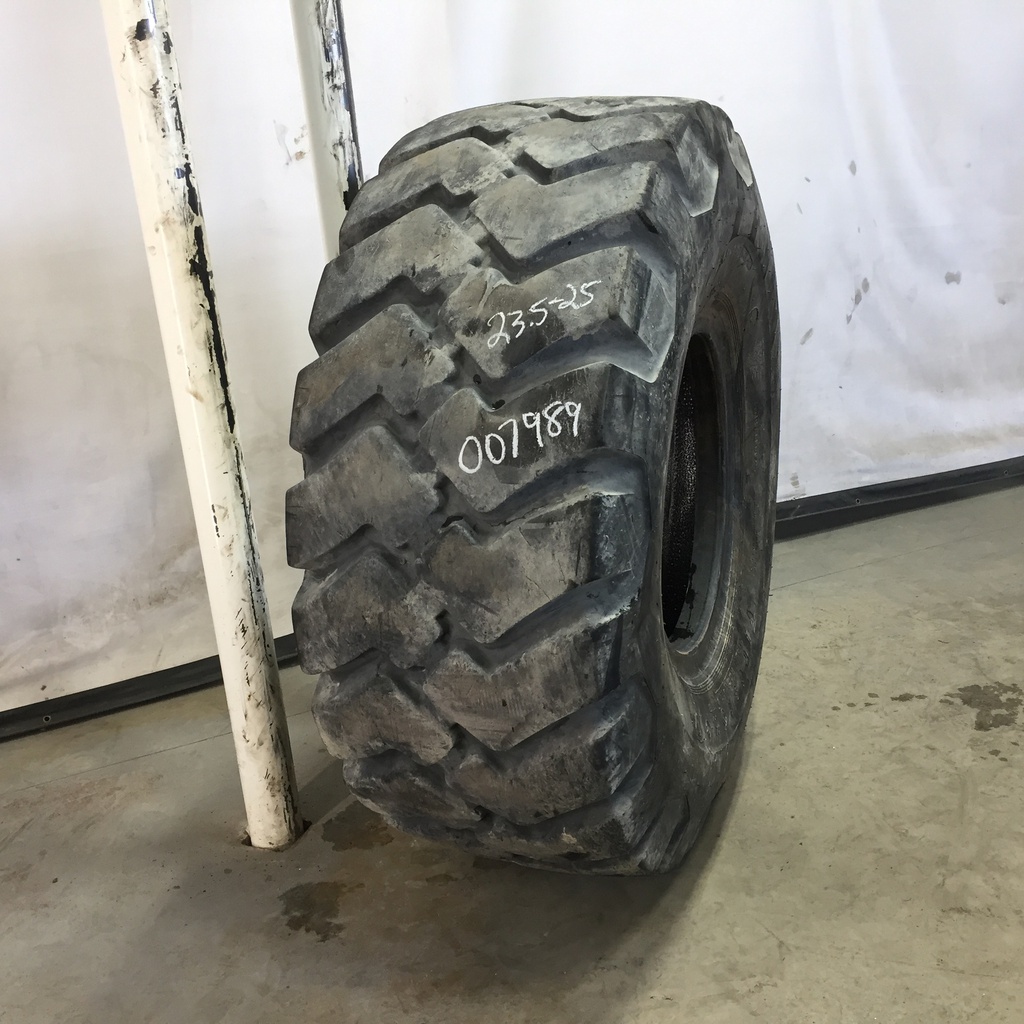 23.5/-25 Firestone Super Rock Grip E-3/L-3, L (20 Ply) 80%