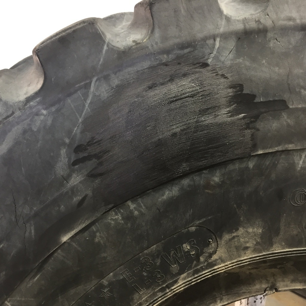 23.5/R25 Continental STL3 E-3/L-3 185 B 50%