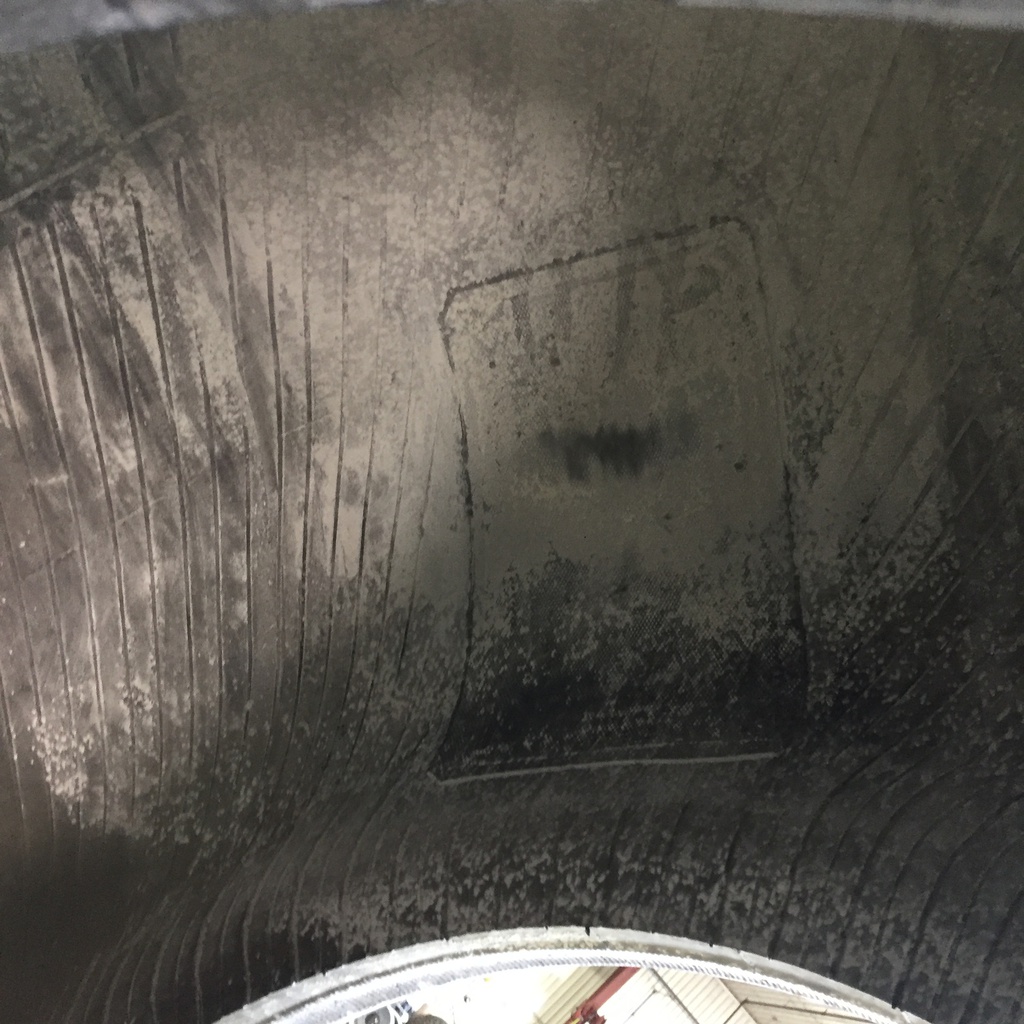 23.5/R25 Continental STL3 E-3/L-3 185 B 50%