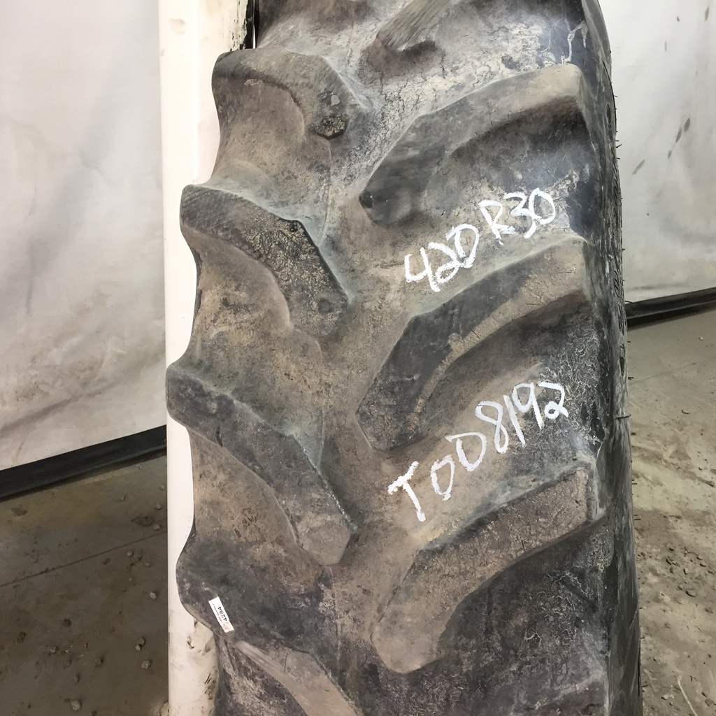 420/90R30 Goodyear Farm UltraTorque Radial R-1 142 B 40%