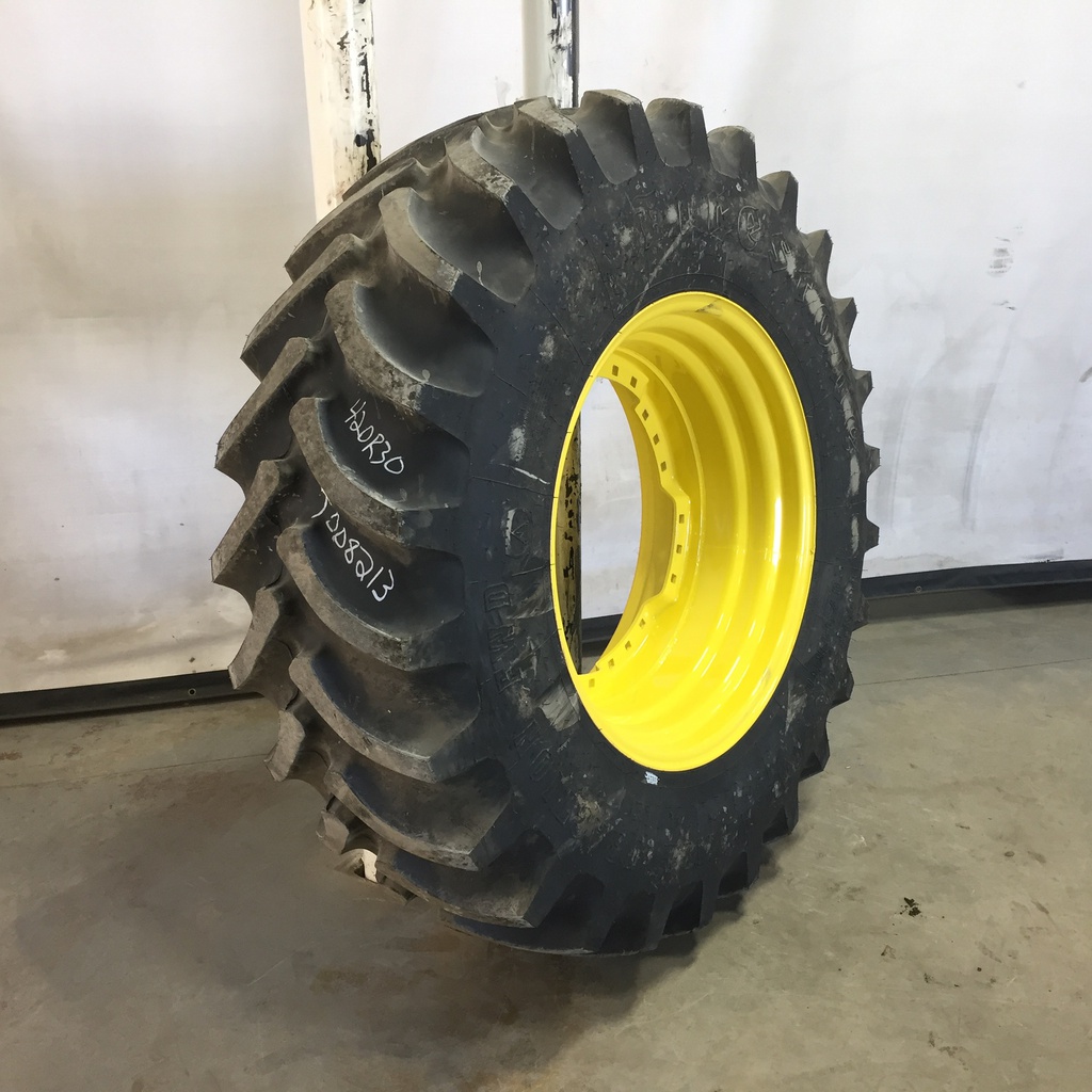420/90R30 Firestone Radial All Traction FWD R-1 on John Deere Yellow 12-Hole Waffle Wheel (Groups of 3 bolts) 95%
