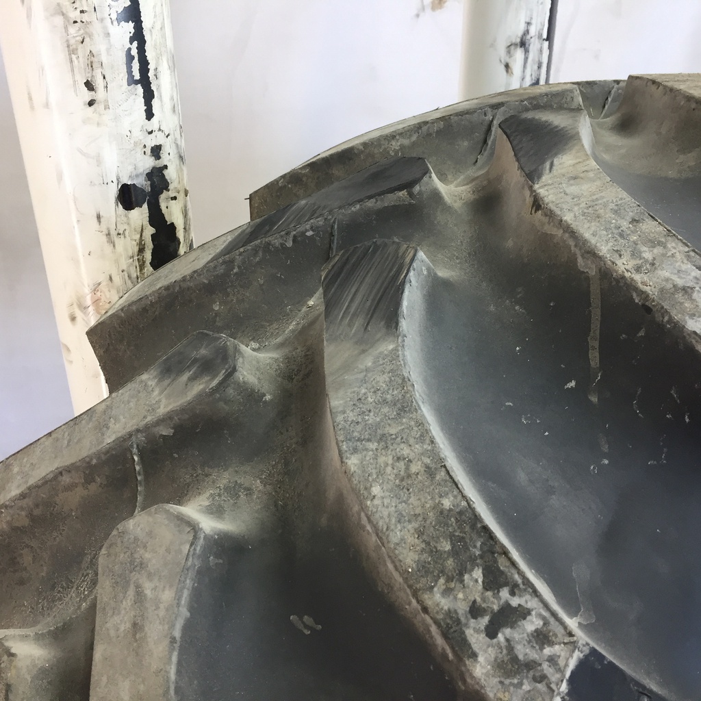 420/90R30 Firestone Radial All Traction FWD R-1 on John Deere Yellow 12-Hole Waffle Wheel (Groups of 3 bolts) 95%