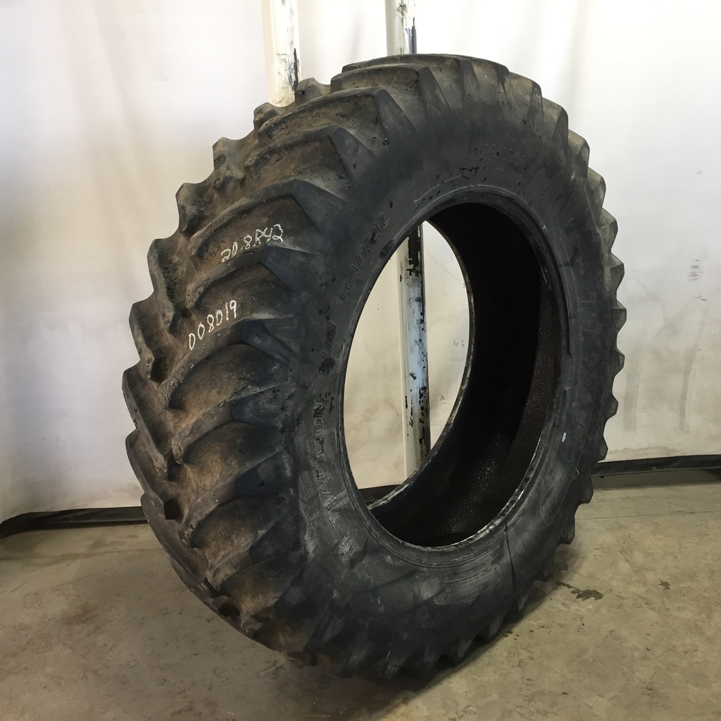 20.8/R42 Titan Farm Hi Traction Lug Radial R-1 155 B 80%