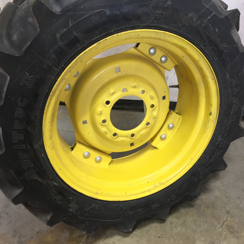 10"W x 24"D Rim with Clamp/U-Clamp (groups of 2 bolts) Rim with 8-Hole Center, John Deere Yellow