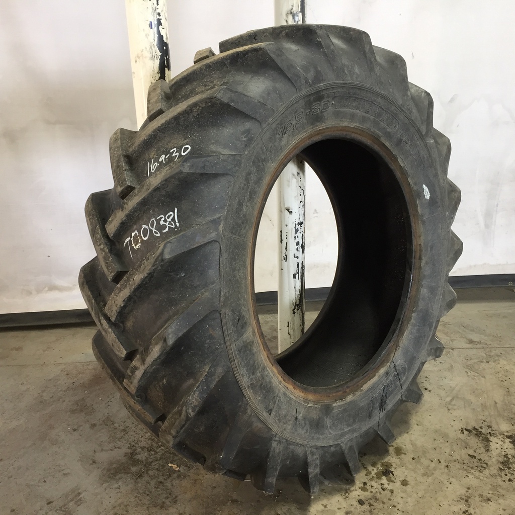 16.9/-30 Continental Farmer AC R-1, D (8 Ply) 80%