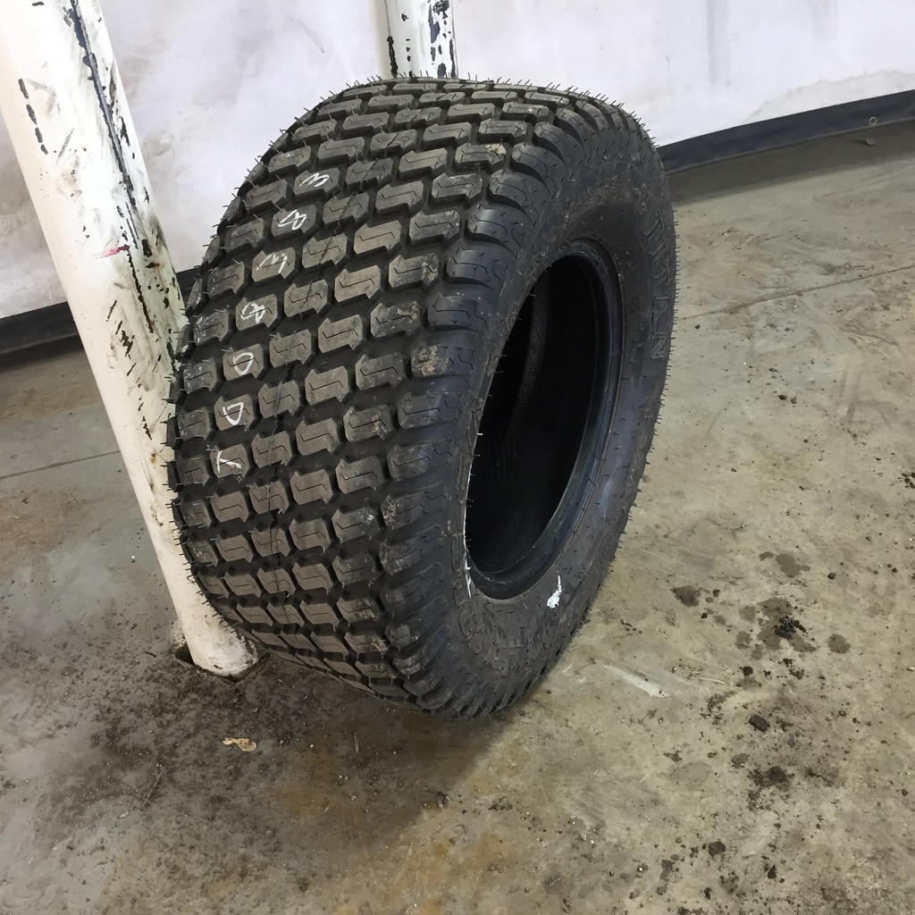 29/12.50-15 Titan Farm Multi Trac C/S NHS  HF-1, B (4 Ply) 99%