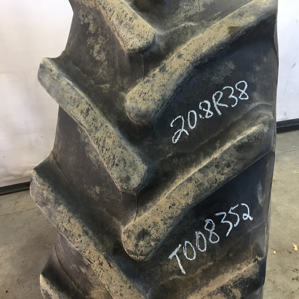 20.8/R38 BF Goodrich Power Radial 80 R-1 147 B 55%