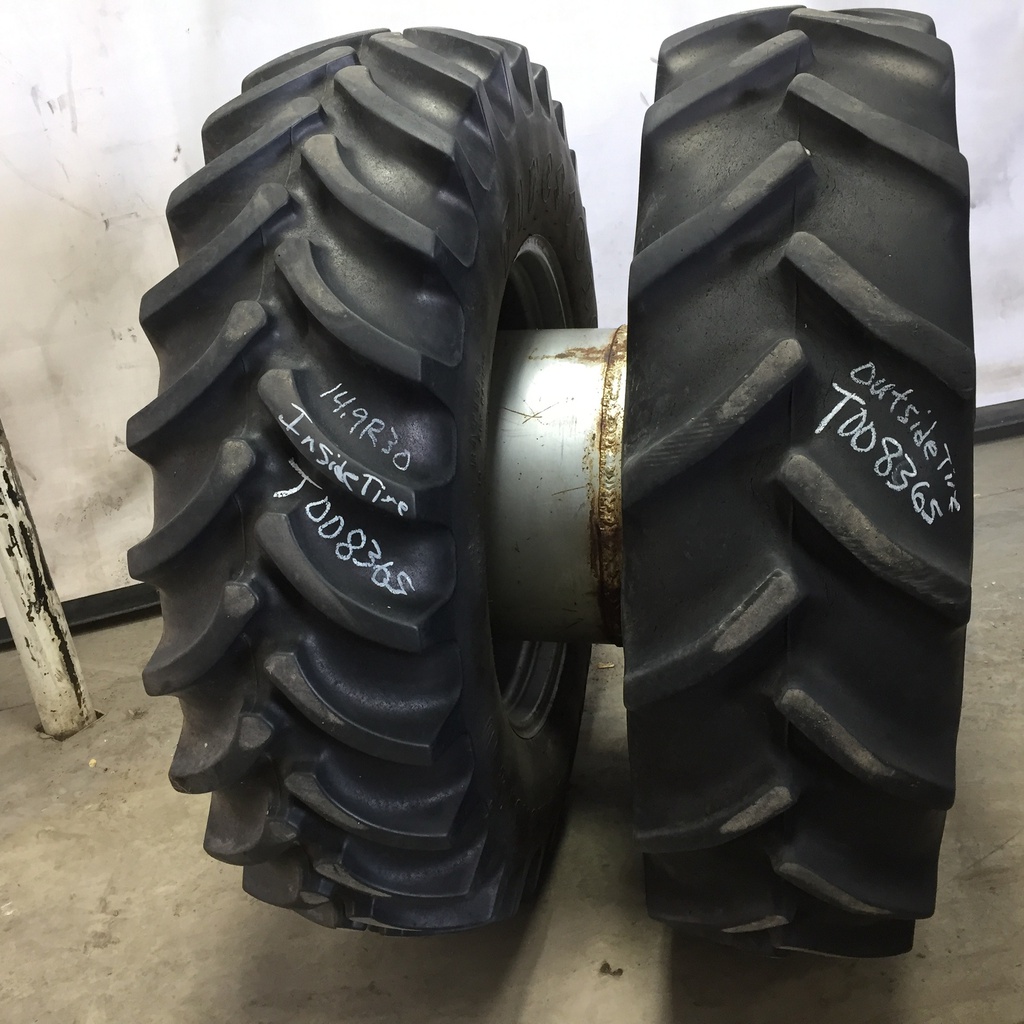 14.9/R30 Goodyear Farm Super Traction Radial R-1W 126 B 55%