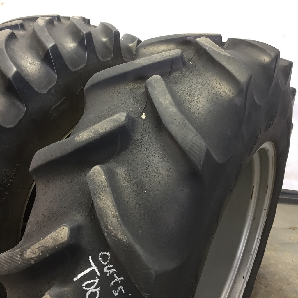 14.9/R30 Goodyear Farm Super Traction Radial R-1W 126 B 55%