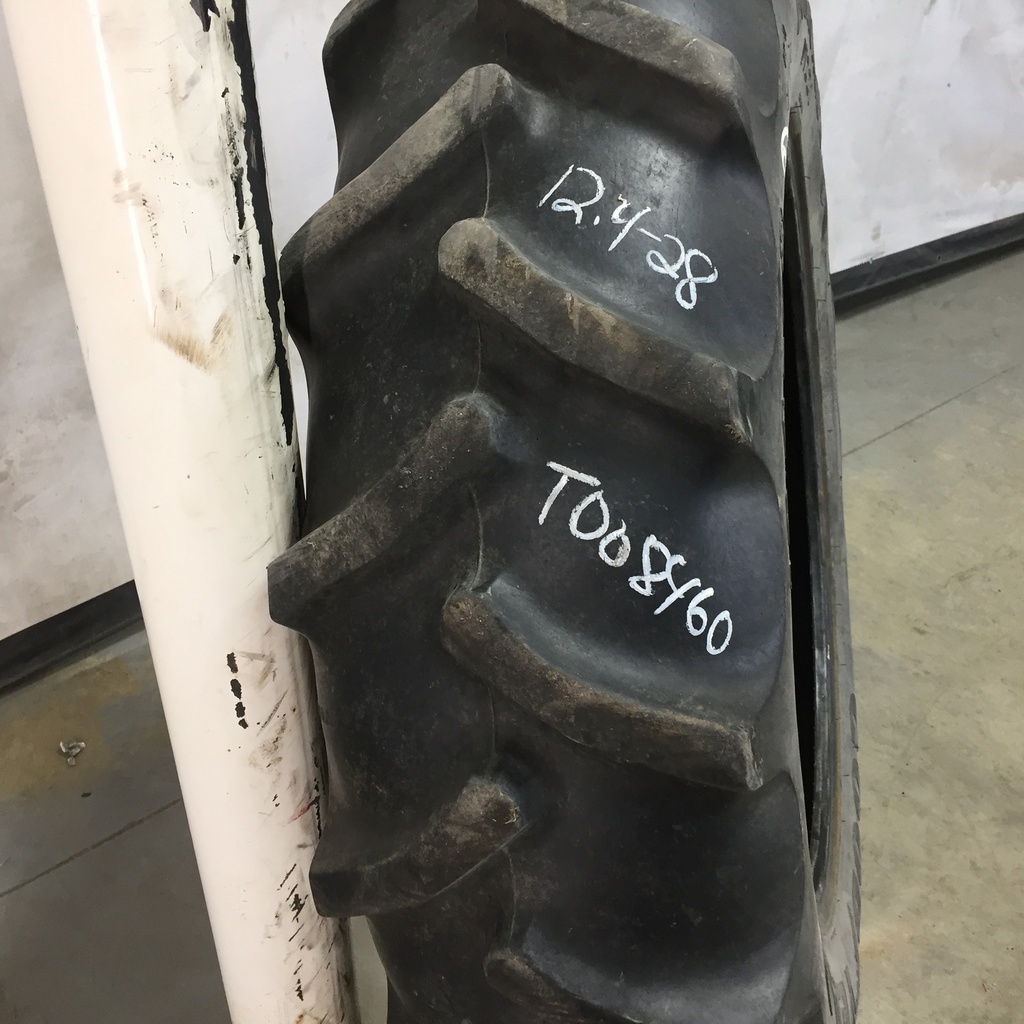 12.4/-28 Goodyear Farm Dura Torque R-1, B (4 Ply) 70%