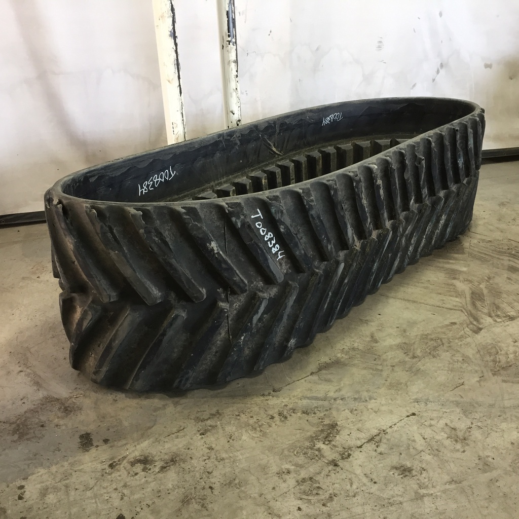 30" Goodyear Trackman Case IH STX 80%