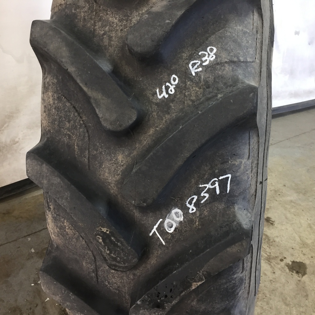 420/85R38 Cultor Radial-85 R-1W on John Deere Yellow 10-Hole Formed Plate W/Weight Holes 65%