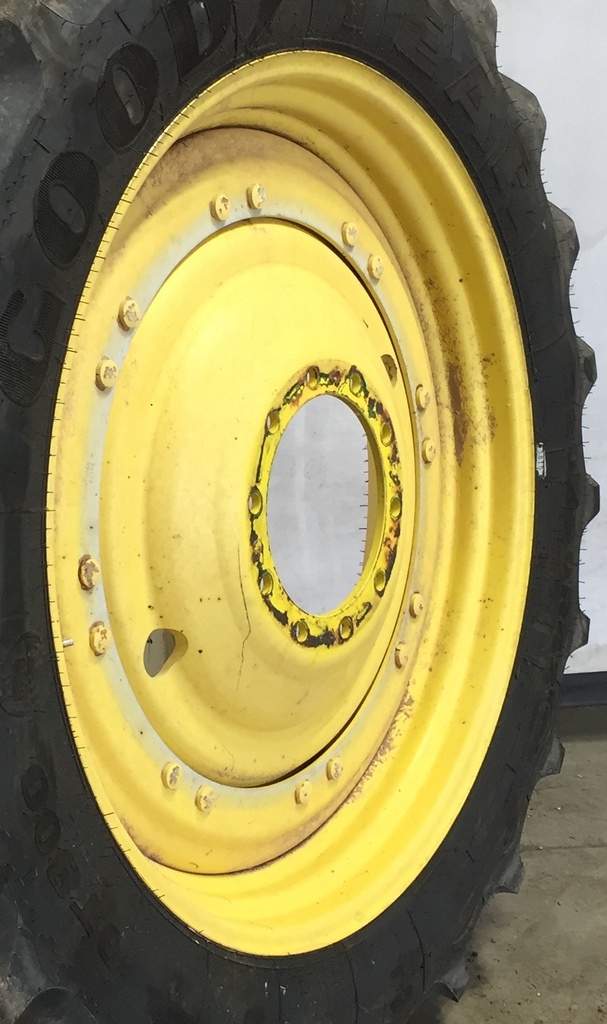 10-Hole Stub Disc (groups of 2 bolts) Center for 38"-54" Rim, John Deere Yellow