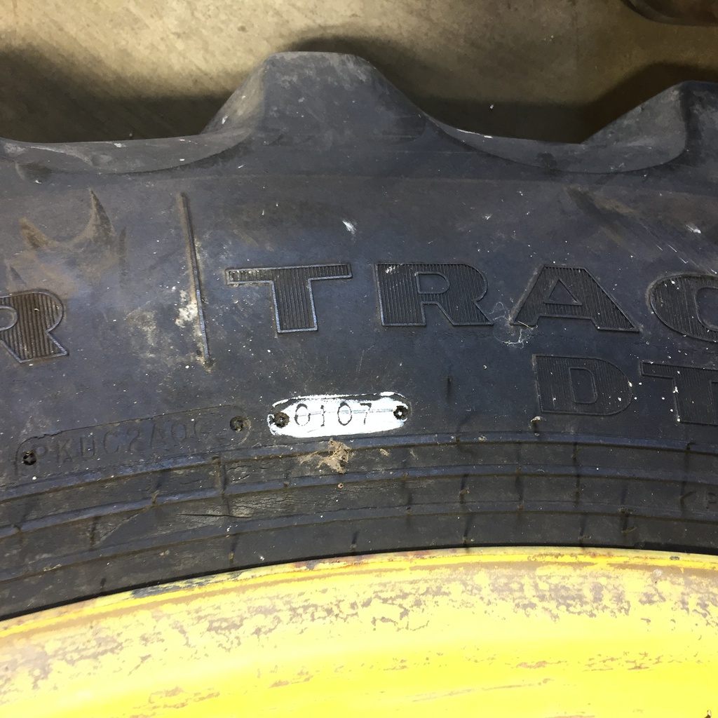 480/80R50 Goodyear Farm DT800 Super Traction R-1W 159 B 80%