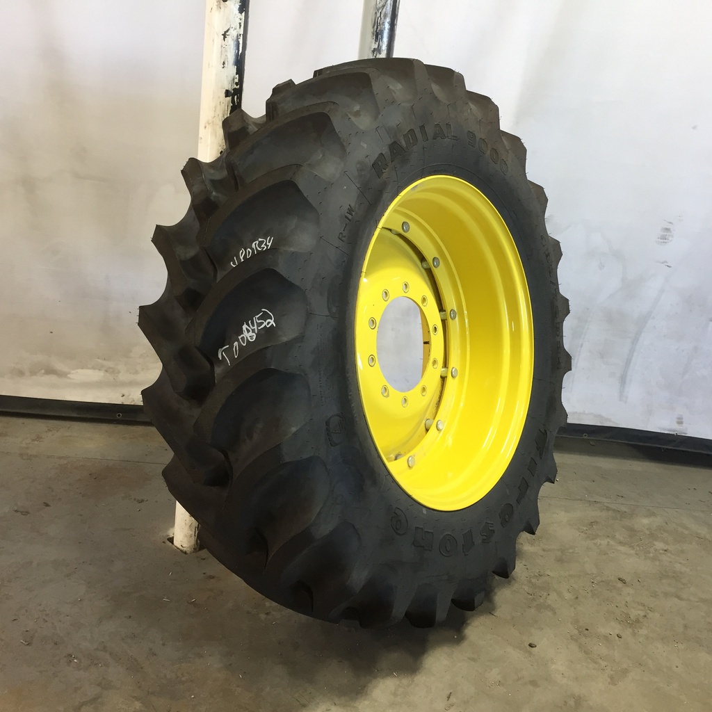 480/70R34 Firestone Radial 9000 R-1W on John Deere Yellow 10-Hole Stub Disc 99%