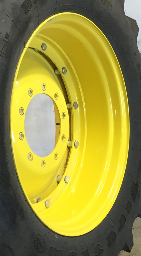 10-Hole Stub Disc Center for 34" Rim, John Deere Yellow