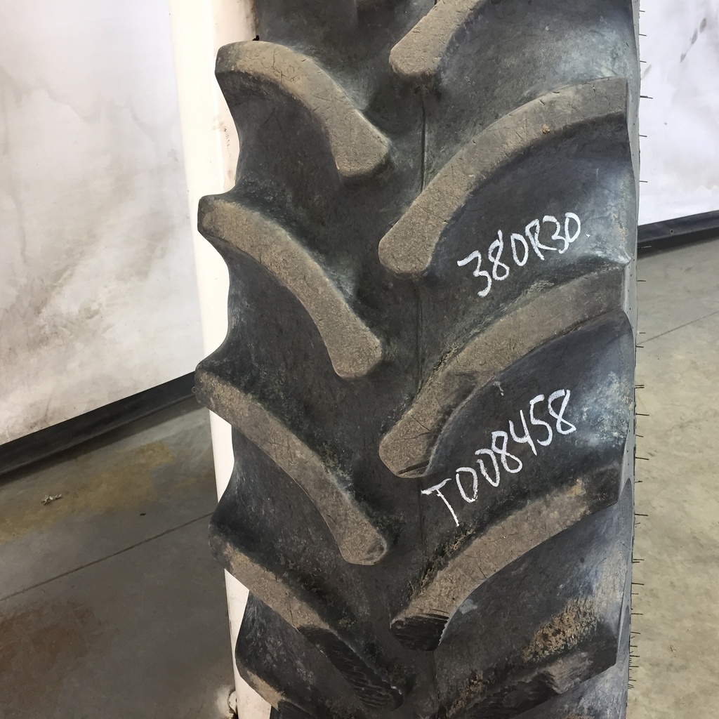380/85R30 Firestone Radial All Traction FWD R-1 135 B 85%