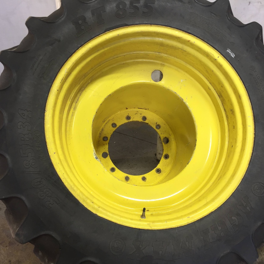 380/85R34 BKT Tires Agrimax RT 855 R-1W on John Deere Yellow 12-Hole FWA Direct Bolt Dual 65%