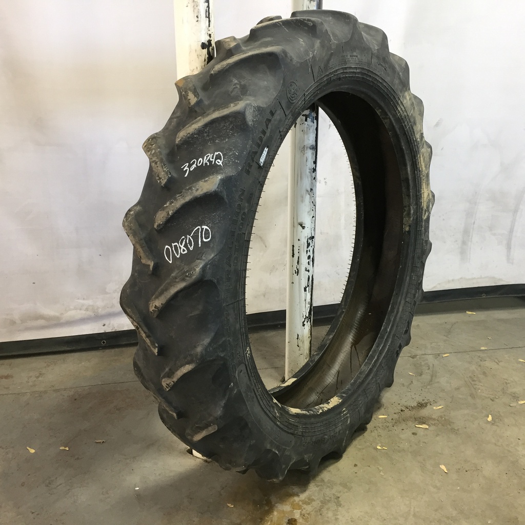 320/80R42 Goodyear Farm DT800 Super Traction R-1W 141 B 55%