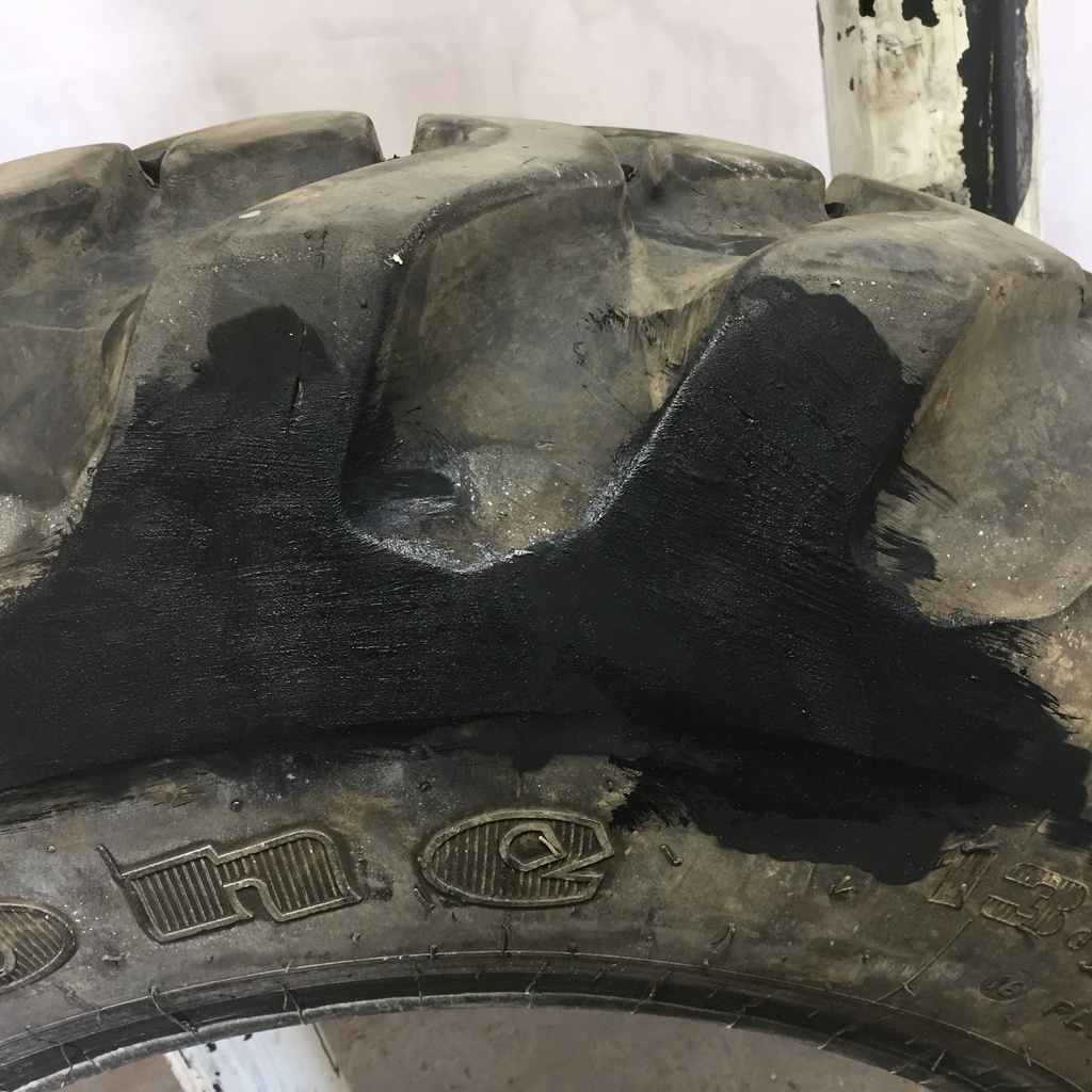 13.00/-24 Firestone Super Ground Grip RB G-2, H (16 Ply) 85%