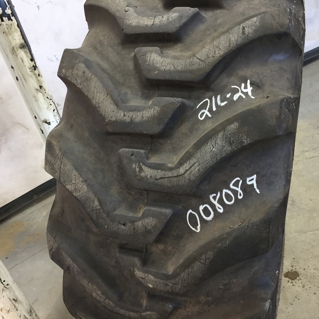 21/L-24 Firestone All Traction Utility R-4, F (12 Ply) 95%