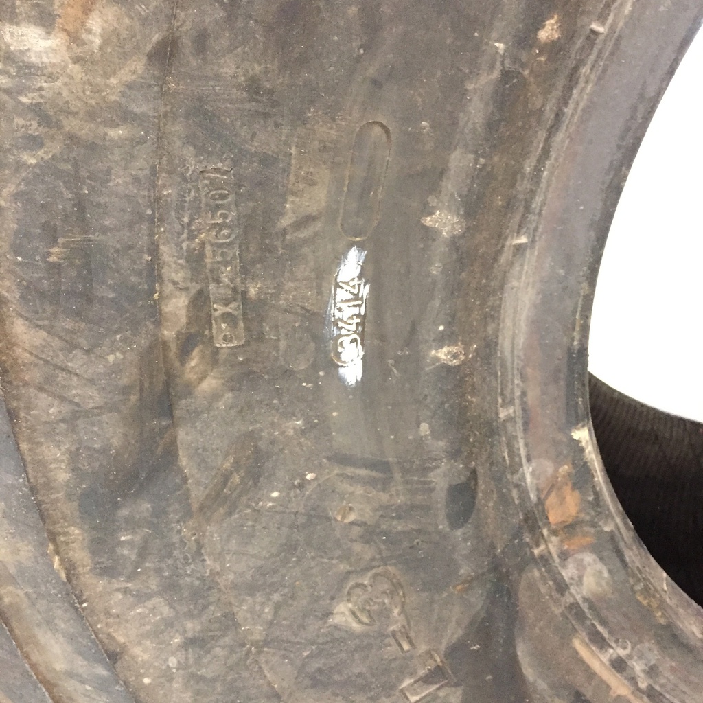 23.5/R25 Nokian Loader Grip L-3 176 B 75%