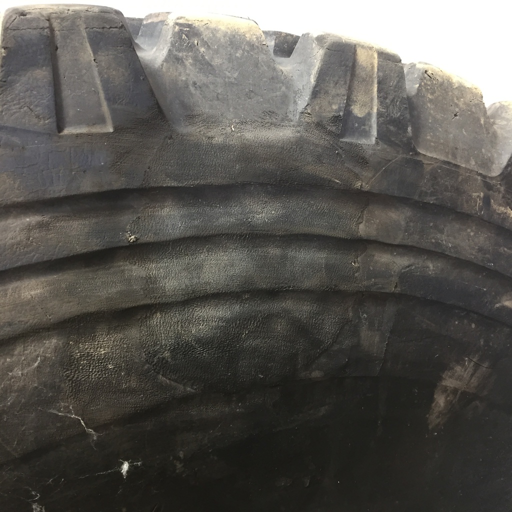 23.5/R25 Nokian Loader Grip L-3 176 B 75%