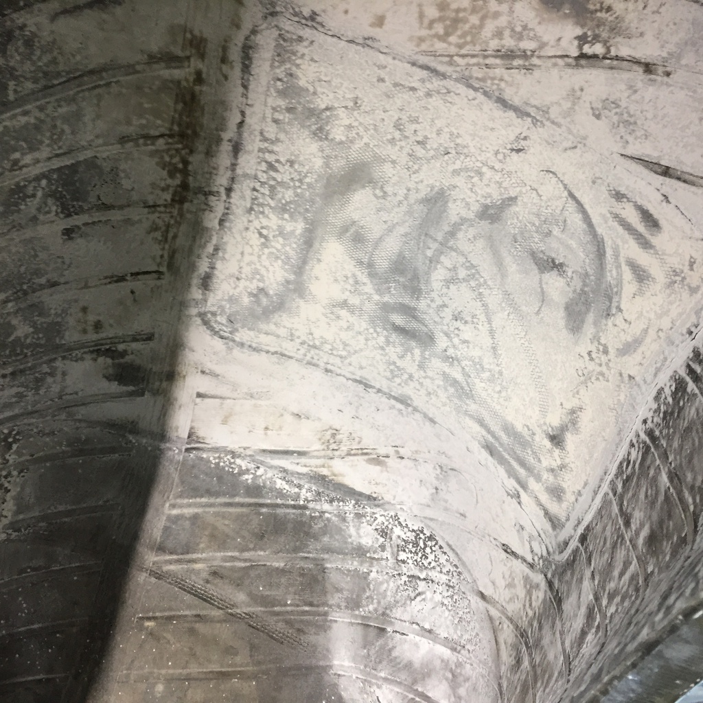 460/85R34 Continental AC85 Contract R-1W 144 B 55%