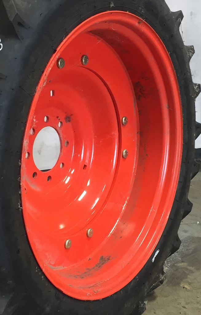 7"W x 32"D Stub Disc/Stub Disc (groups of 2 bolts) Rim with 8-Hole Center, Orange