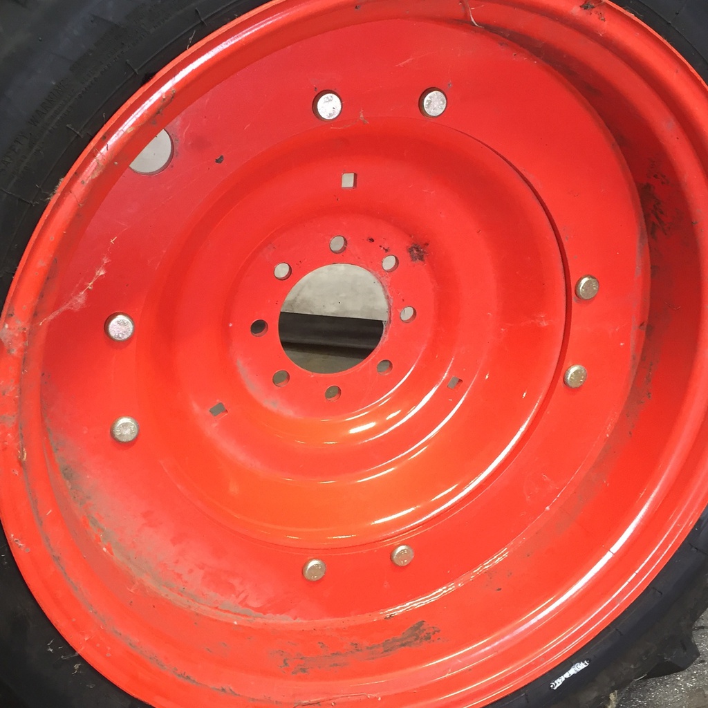 8-Hole Stub Disc (groups of 2 bolts) Center for 32" Rim, Orange