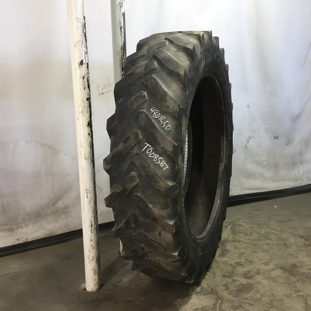 480/80R50 Goodyear Farm DT800 Super Traction R-1W 159 B 25%