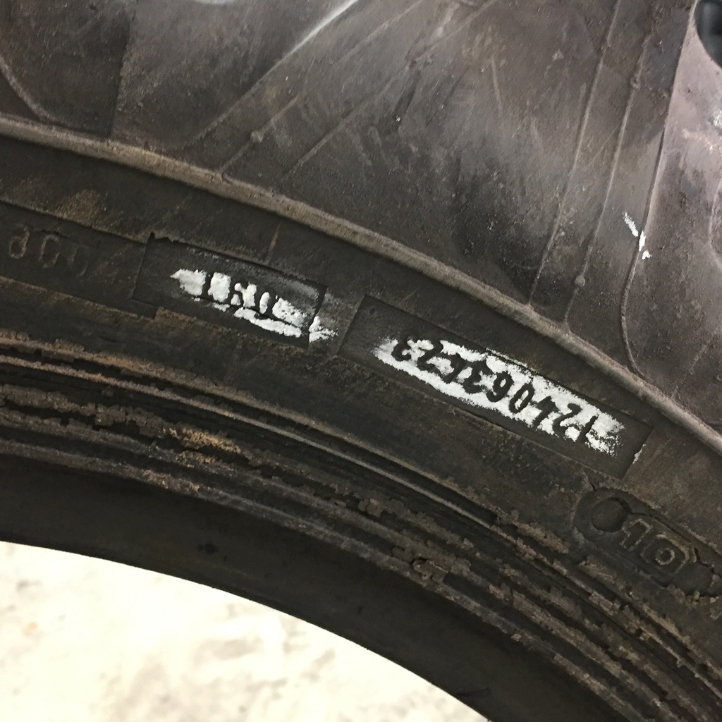 11.2/-24 Galaxy Super Tractor R-1, E (10 Ply) 60%