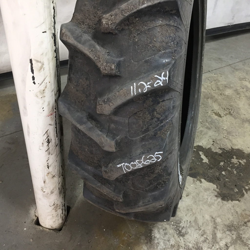 11.2/-24 Galaxy Super Tractor R-1, E (10 Ply) 60%