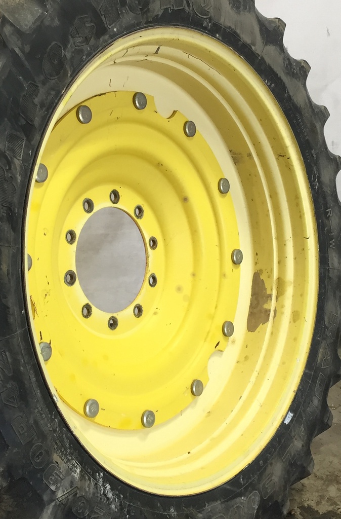 10-Hole Stub Disc Center for 38"-54" Rim, John Deere Yellow