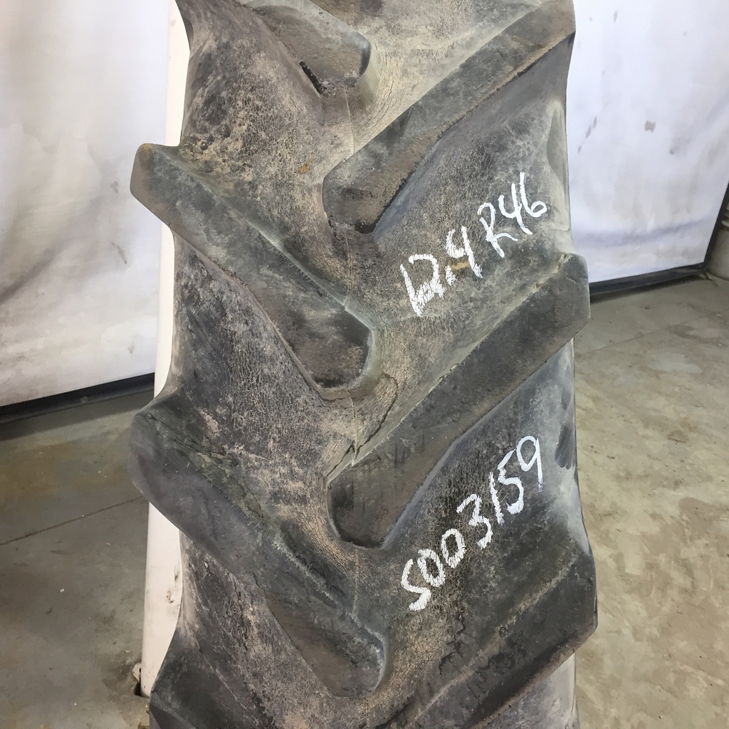 12.4/R46 Taurus Soil Saver Radial R-1 129 B 55%