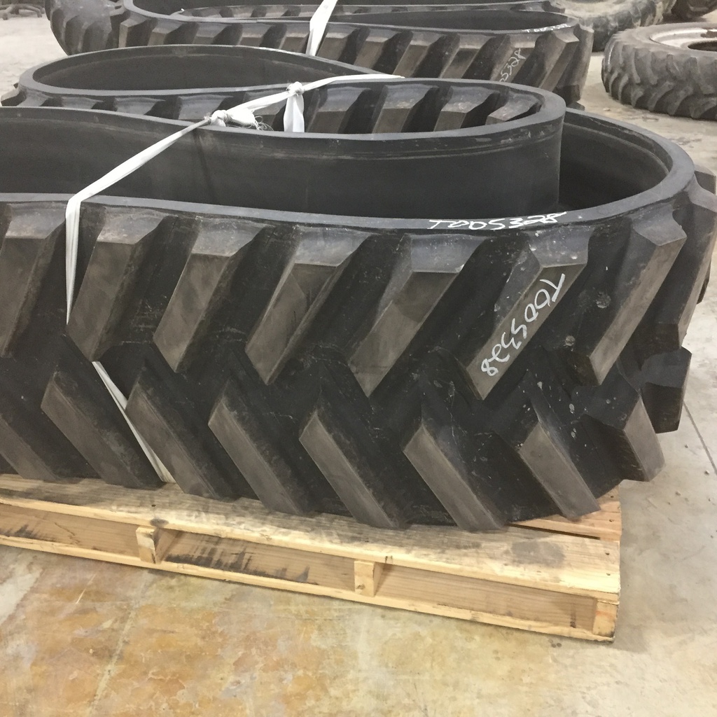 25" Camso 6500 John Deere 8RT 99%