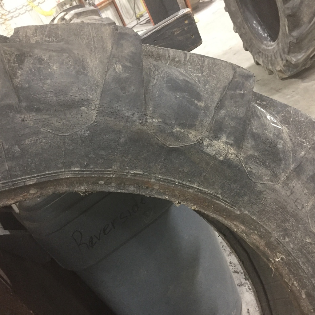 12.4/-36 Galaxy Super Tractor R-1, E (10 Ply) 85%