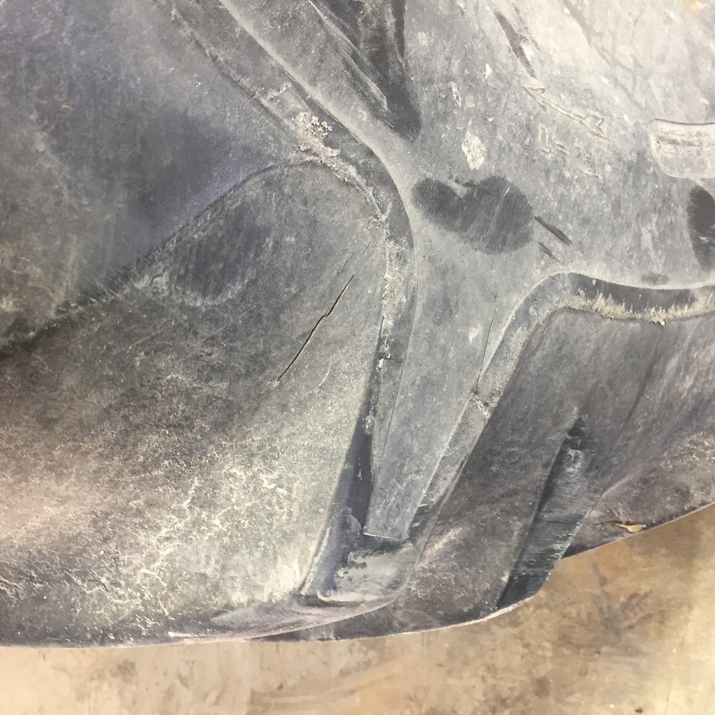 23.1/-26 Goodyear Farm Dyna Torque II R-1, E (10 Ply) 60%