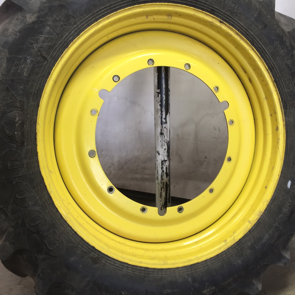 480/80R50 Goodyear Farm DT800 Super Traction R-1W on John Deere Yellow 12-Hole Stub Disc 75%