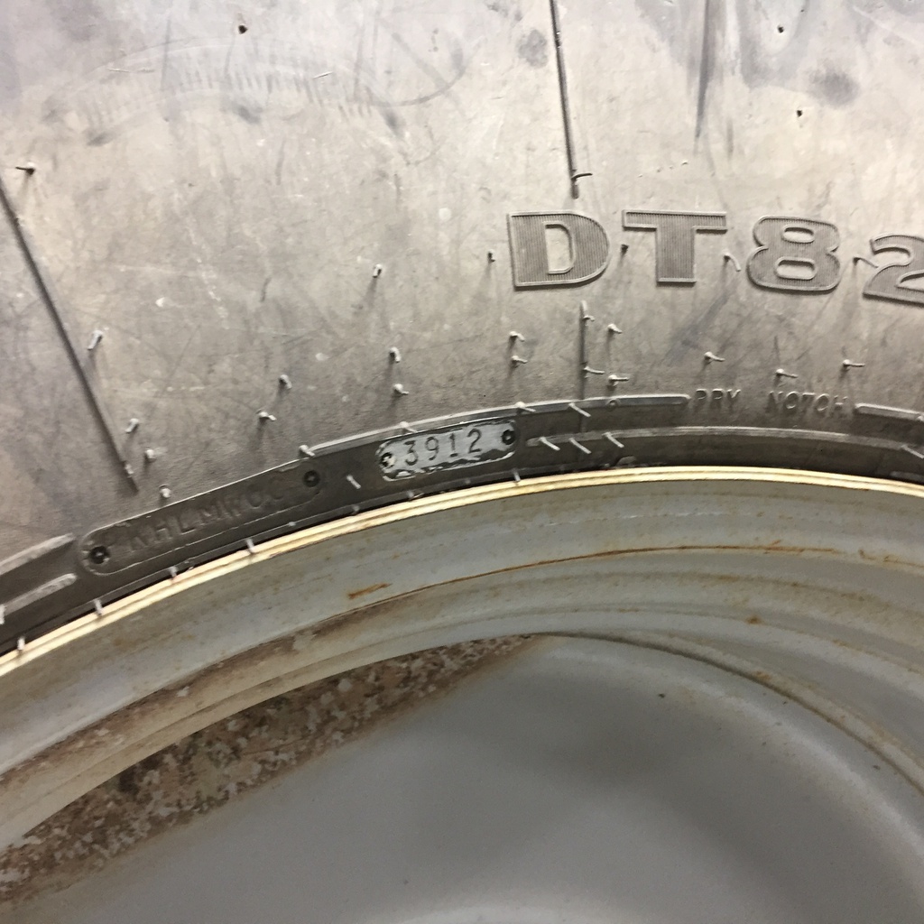 650/65R42 Goodyear Farm DT820 Super Traction R-1W on Agco Corp Gray 12-Hole Formed Plate Sprayer 60%