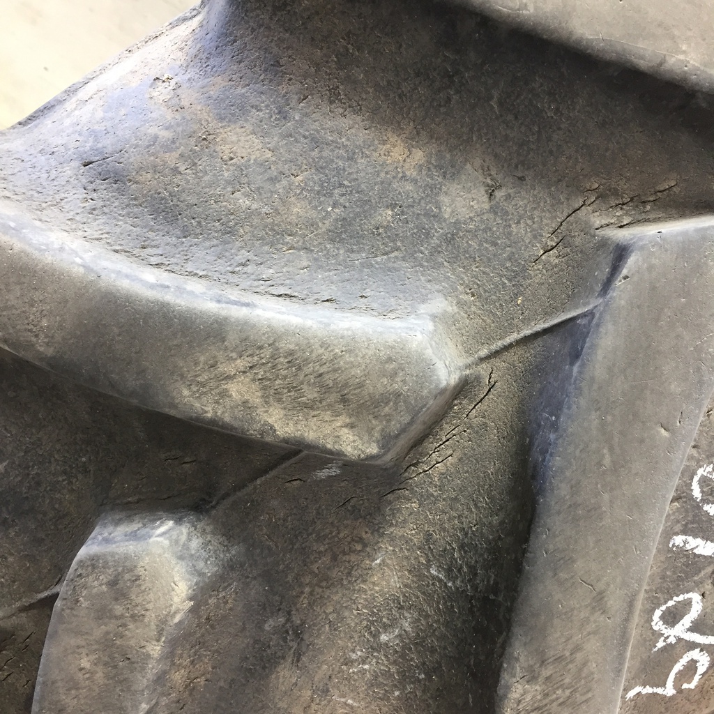 420/85R34 Goodyear Farm DT806 Optitrac R-1W 147 B 65%
