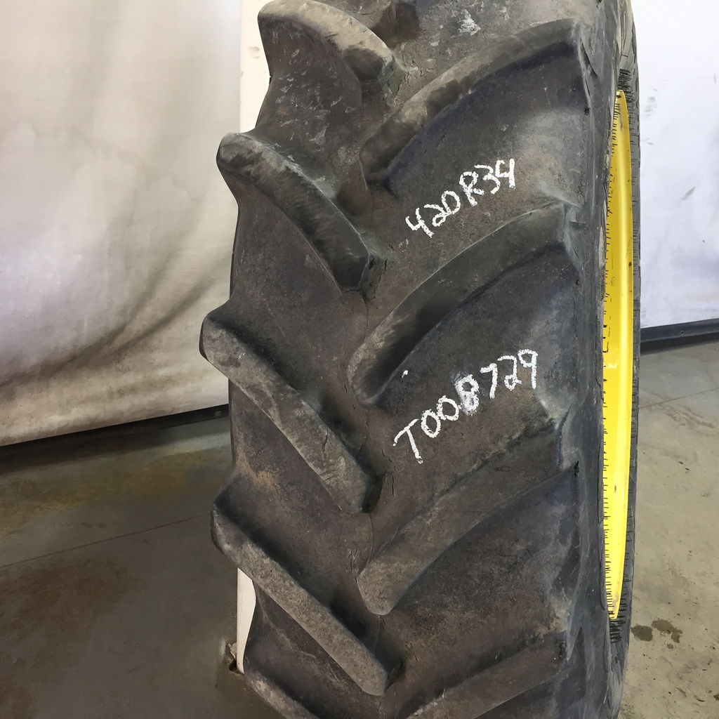 420/85R34 Goodyear Farm DT806 Optitrac R-1W 147 B 65%
