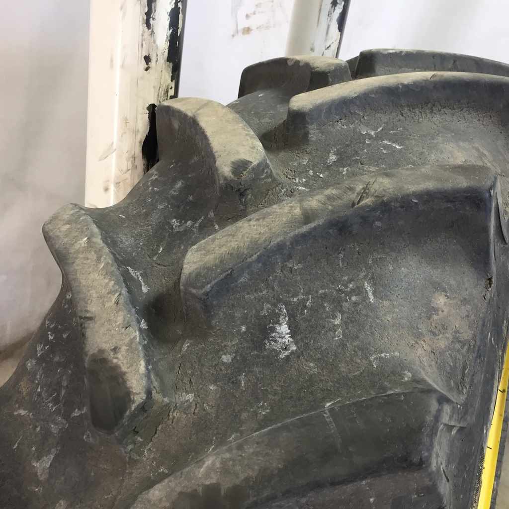 420/85R34 Goodyear Farm DT806 Optitrac R-1W 147 B 65%