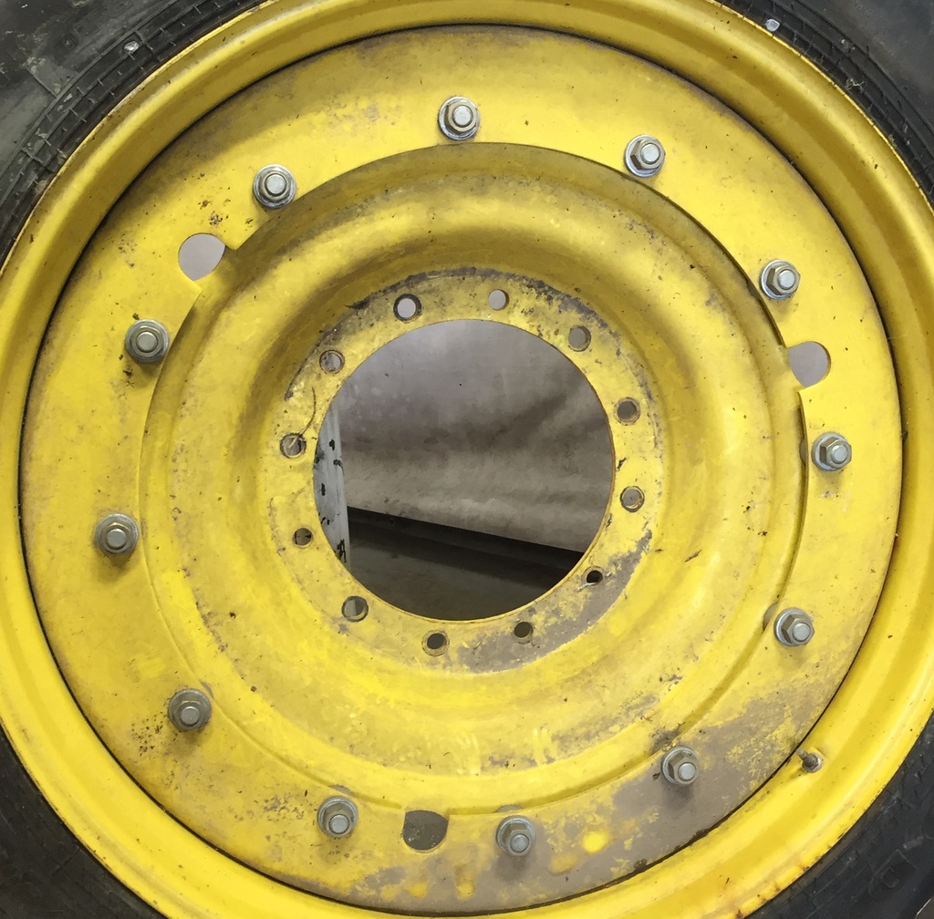 12-Hole Stub Disc Center for 38"-54" Rim, John Deere Yellow